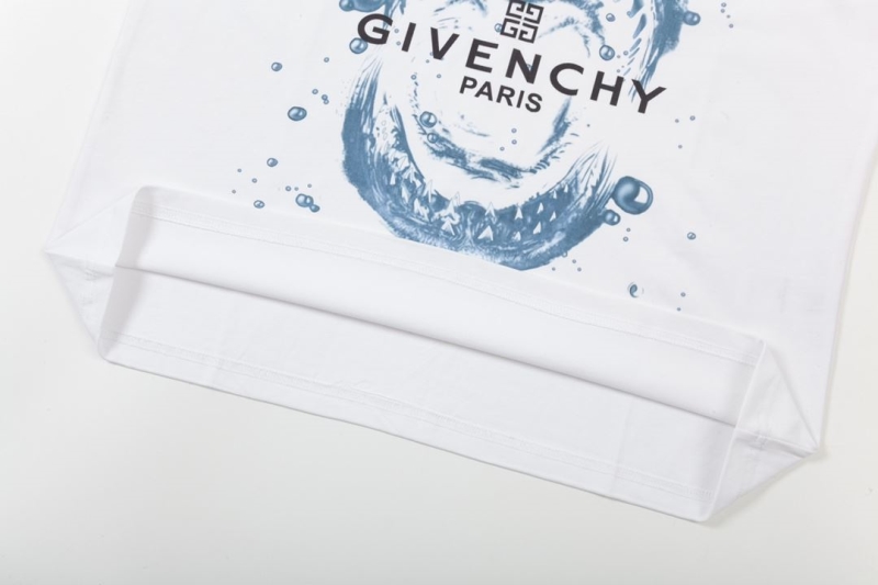 Givenchy T-Shirts